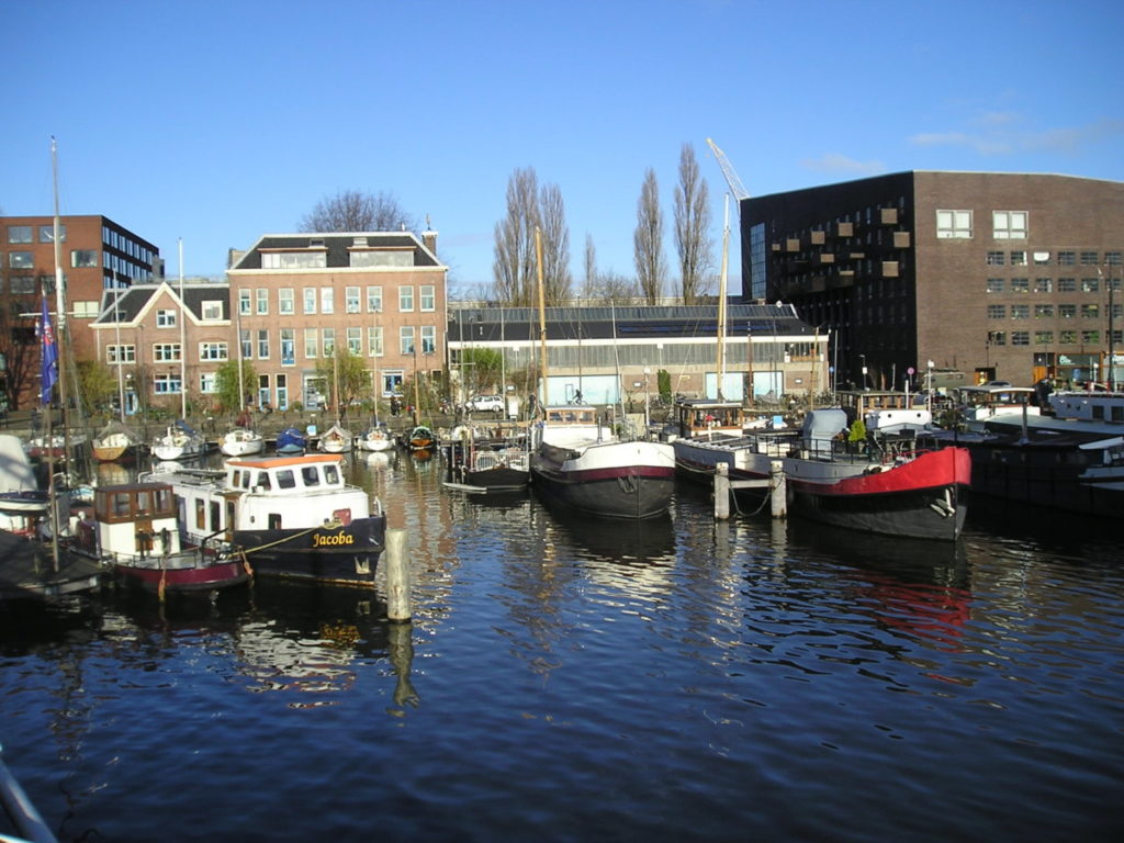 KNSM-eiland vanaf de verbindingsdam